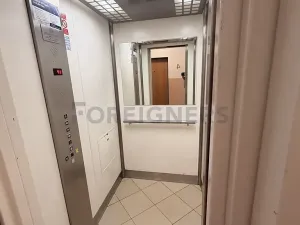 Pronájem bytu 2+kk, Praha, Komořanská, 61 m2