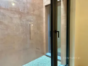 Prodej kanceláře, Praha - Vysočany, Kolbenova, 69 m2