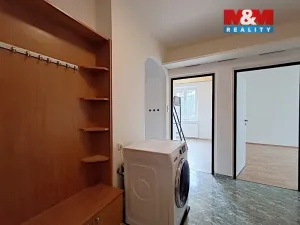 Pronájem bytu 3+1, Praha - Kamýk, Cihlářova, 66 m2