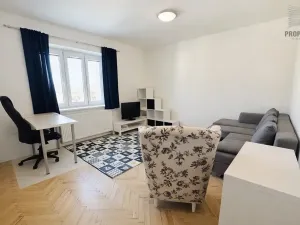 Pronájem bytu 2+1, Brno, Srbská, 53 m2