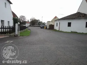 Dražba pozemku, Žatec, 264996 m2