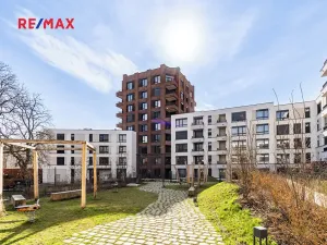 Pronájem bytu 1+kk, Praha - Nusle, Muzikova, 34 m2