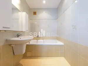 Prodej bytu 2+1, Mohelnice, nám. Kosmonautů, 52 m2