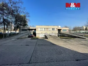 Prodej garáže, Pardubice, kpt. Bartoše, 17 m2