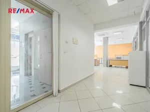 Pronájem kanceláře, Kladno, Osvoboz. pol. vězňů, 183 m2