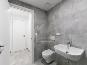 Prodej bytu 2+kk, Praha - Vysočany, V Předním Hloubětíně, 64 m2