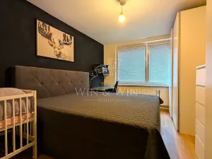 Prodej bytu 3+kk, Praha - Kobylisy, Klíčanská, 74 m2