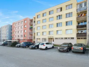 Pronájem bytu 1+1, České Velenice, Sídliště na Sadech, 44 m2