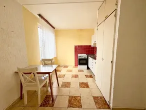 Prodej bytu 3+1, Praha - Střížkov, K Šafránce, 53 m2
