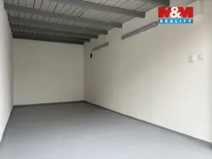 Pronájem garáže, Ostrava, U Nádraží, 18 m2