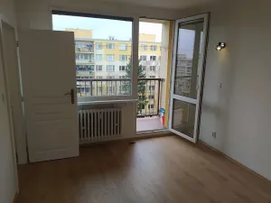 Pronájem bytu 4+kk, Praha - Střížkov, Českolipská, 53 m2