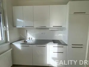 Pronájem bytu 2+kk, Praha - Stodůlky, Petržílkova, 46 m2