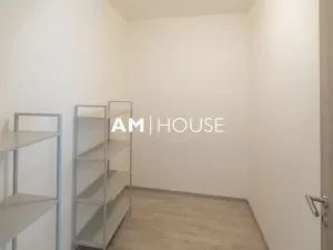 Pronájem bytu 2+kk, Praha - Vysočany, Strnadových, 62 m2