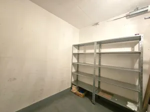 Pronájem komerční, Praha - Letňany, Pavla Beneše, 4 m2