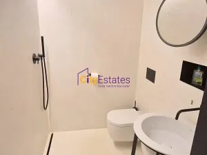 Prodej bytu 1+1, Praha - Smíchov, Janáčkovo nábřeží, 50 m2