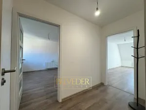 Pronájem bytu 2+kk, Teplice, Tržní náměstí, 60 m2