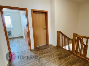 Pronájem rodinného domu, Praha - Uhříněves, Vlárská, 100 m2