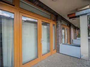 Pronájem obchodního prostoru, Praha - Hlubočepy, Hlubočepská, 104 m2