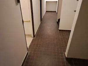 Pronájem kanceláře, Praha - Hostivař, Strašnická, 250 m2