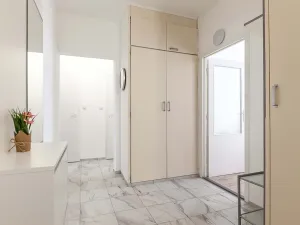 Prodej bytu 3+1, Praha - Hlubočepy, Lamačova, 62 m2