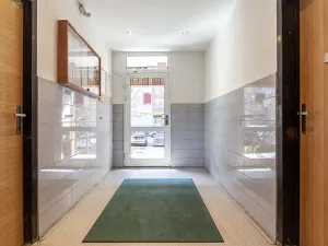 Prodej bytu 3+1, Praha - Hlubočepy, Lamačova, 62 m2