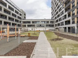 Pronájem bytu 1+kk, Praha - Hloubětín, Poděbradská, 30 m2