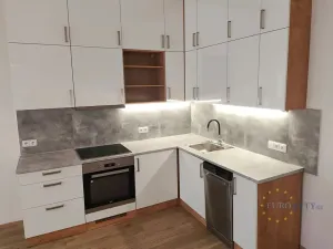 Pronájem bytu 2+kk, Praha - Holešovice, Přístavní, 46 m2