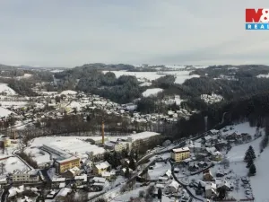 Prodej komerční nemovitosti, Plavy, 180 m2