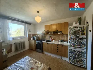 Prodej rodinného domu, Okřesaneč, 243 m2