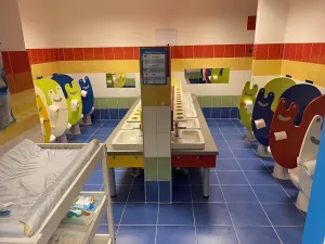 Pronájem komerční nemovitosti, Praha - Liboc, Na Džbánu, 500 m2