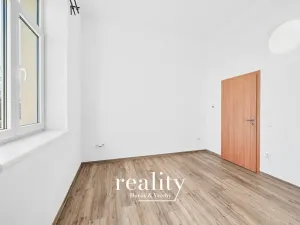 Pronájem bytu 2+1, Jihlava, Na Bělidle, 65 m2