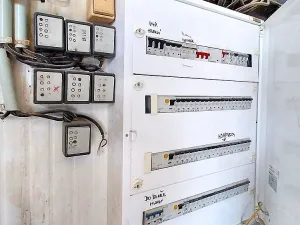 Prodej výrobních prostor, Praha - Horní Měcholupy, K Měcholupům, 275 m2