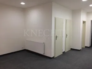 Pronájem kanceláře, Ostrov, Staré nám., 41 m2