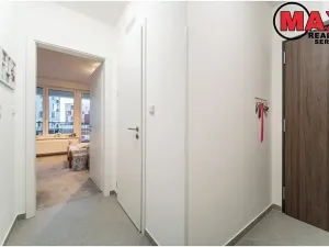 Pronájem bytu 1+kk, Praha - Ruzyně, Stočesova, 35 m2