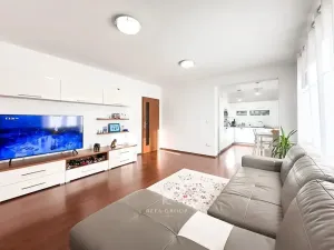 Prodej bytu 2+1, Praha - Dolní Počernice, Národních hrdinů, 63 m2