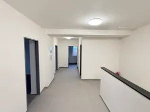 Pronájem kanceláře, Dobřejovice, 541 m2