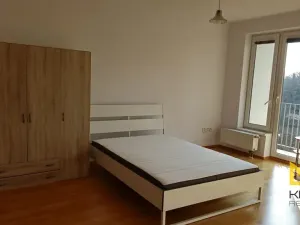 Pronájem bytu 1+kk, Praha - Strašnice, Názovská, 39 m2