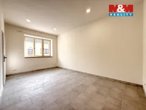 Pronájem kanceláře, Nymburk, Dlouhá třída, 20 m2