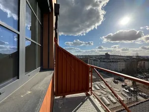 Prodej bytu 2+kk, Praha - Vysočany, Kolbenova, 60 m2