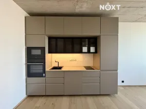 Pronájem bytu 1+kk, Praha - Vysočany, Kolbenova, 38 m2
