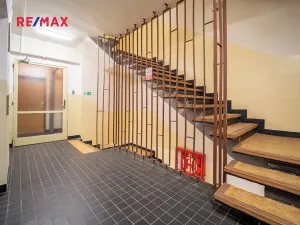 Prodej bytu 1+kk, Praha - Strašnice, Černokostelecká, 26 m2