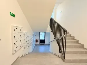 Pronájem bytu 2+kk, Milovice, Slepá, 31 m2