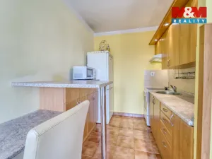 Prodej bytu 2+kk, Žebrák, Sídliště, 39 m2