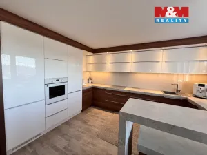 Prodej rodinného domu, Velká Polom, Budovatelů, 169 m2