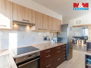 Prodej rodinného domu, Okrouhlá, 222 m2