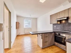 Prodej bytu 2+kk, Úpice, Národní, 46 m2