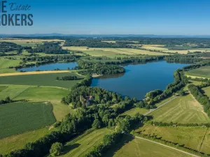 Prodej komerční, Buzice, 1800 m2