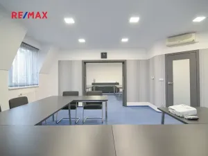 Prodej kanceláře, Břeclav, Slovácká, 137 m2