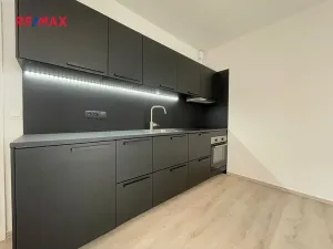 Pronájem bytu 1+kk, Slavkov u Brna, Zelnice II., 30 m2
