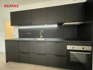 Pronájem bytu 1+kk, Slavkov u Brna, Zelnice II., 30 m2